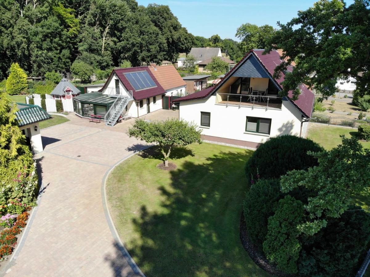 Radlerwohnung Bei Familie Saupe シャプローデ エクステリア 写真