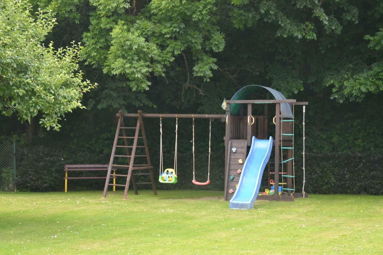 Radlerwohnung Bei Familie Saupe シャプローデ エクステリア 写真